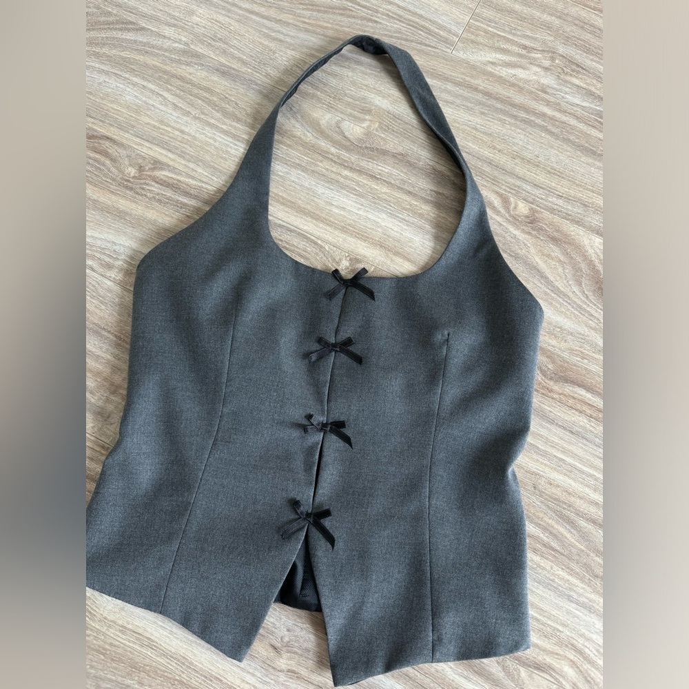 Zara halter neck bow corset top. Size Small.